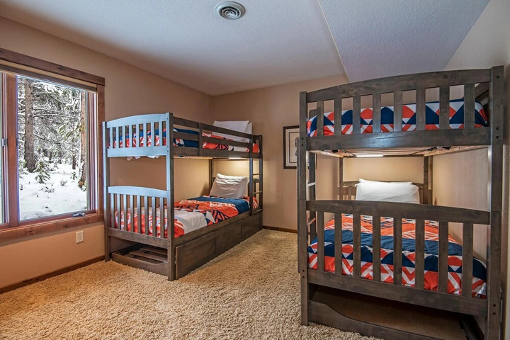 Room 5 of 20