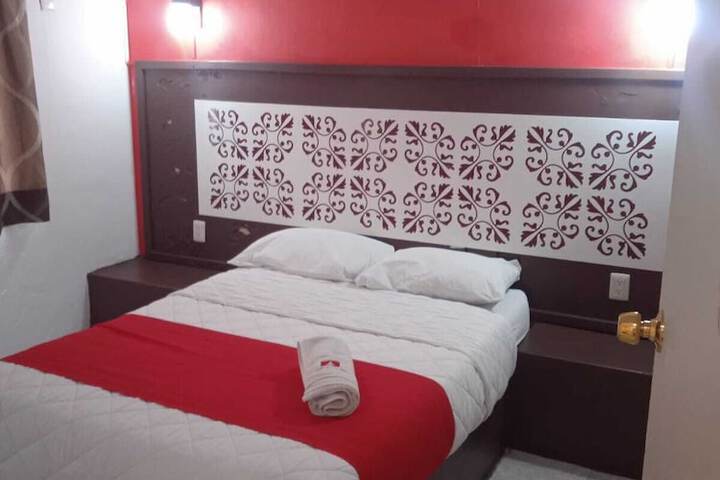 Room 2 of 10