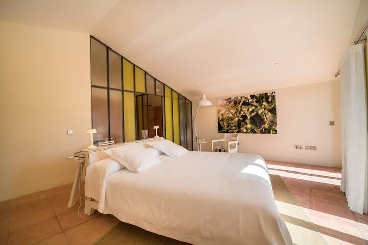 Room 7 of 54