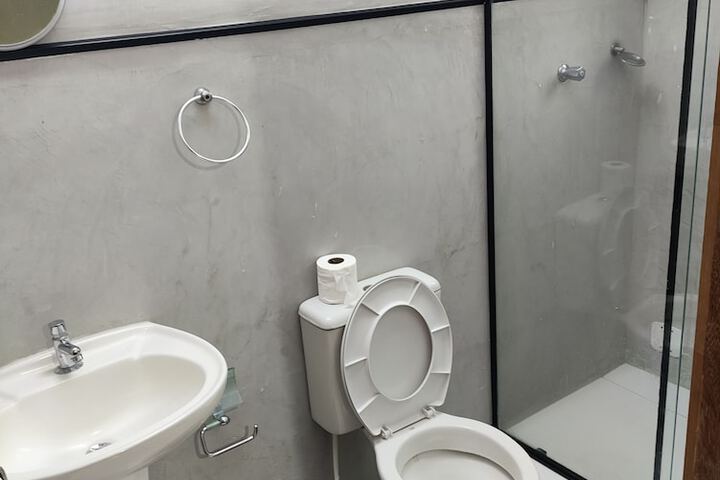 Room 49 of 64