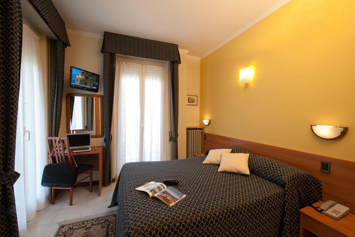 Room 14 of 55