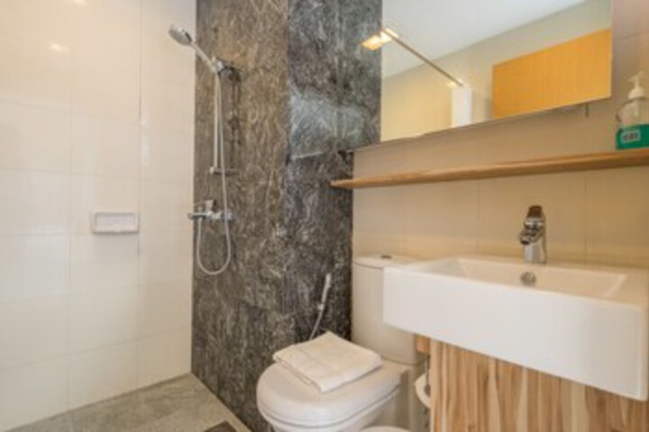 Room 2 of 12