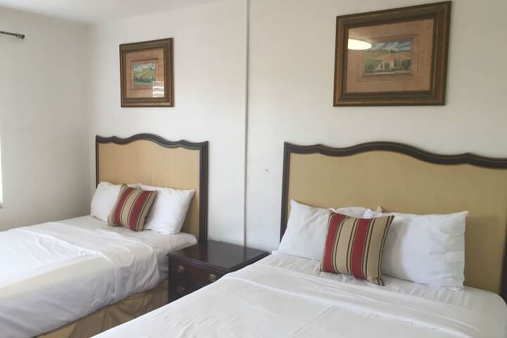 Room 4 of 24