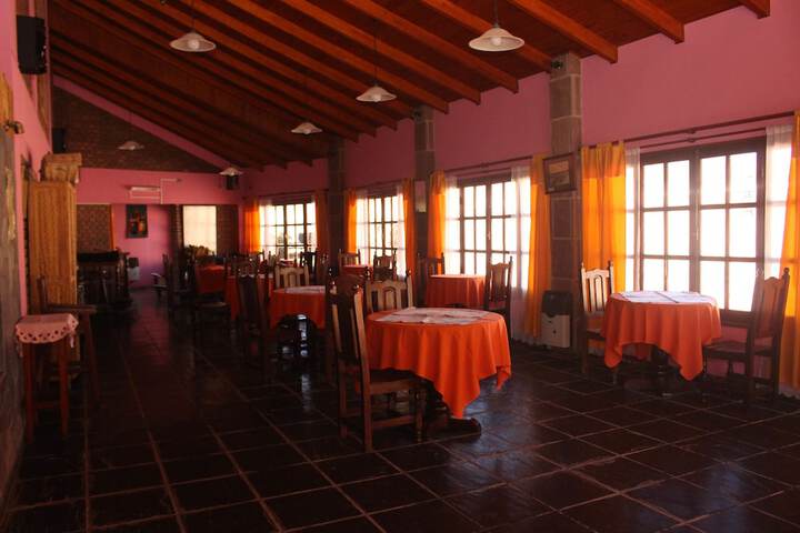 Dining Photos