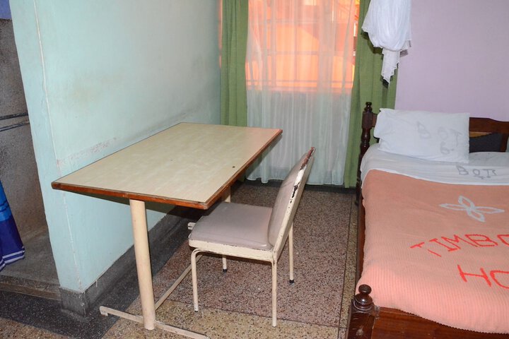 Room 11 of 23