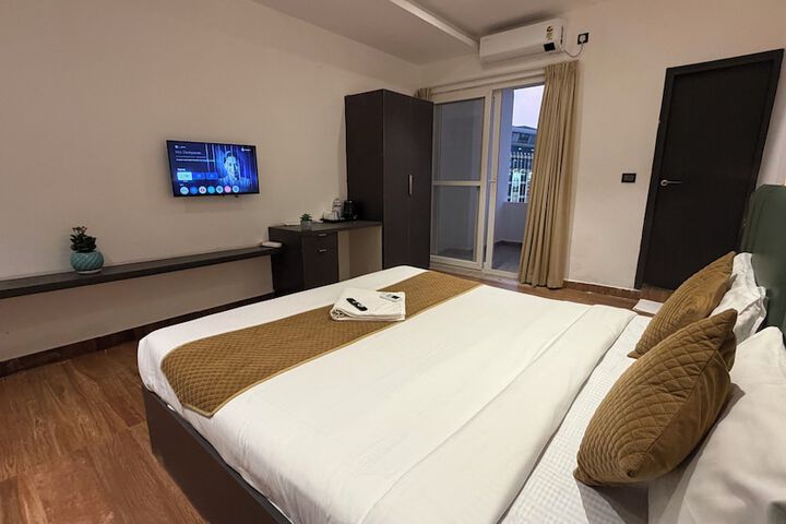Room 27 of 41