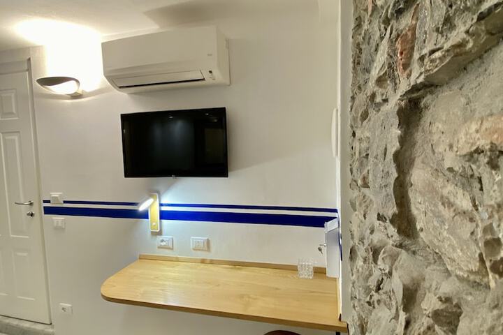 Room 20 of 190