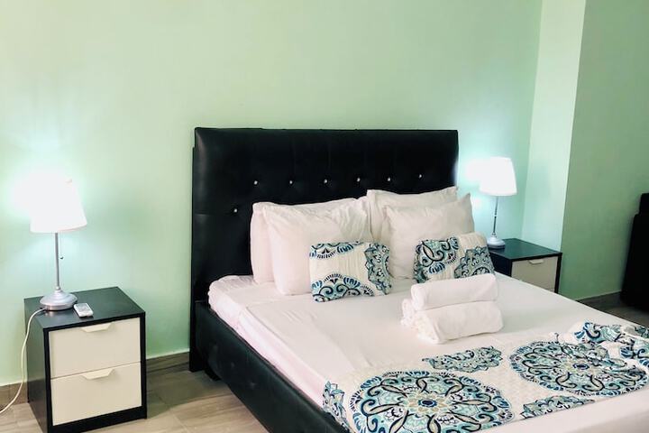 Room 25 of 64