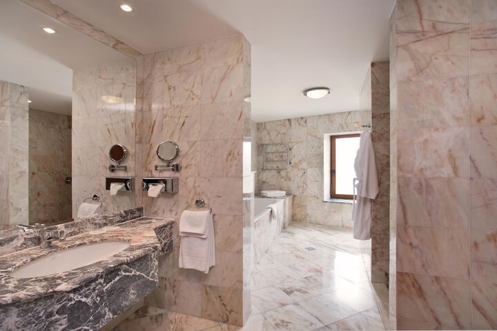 Clean Restrooms