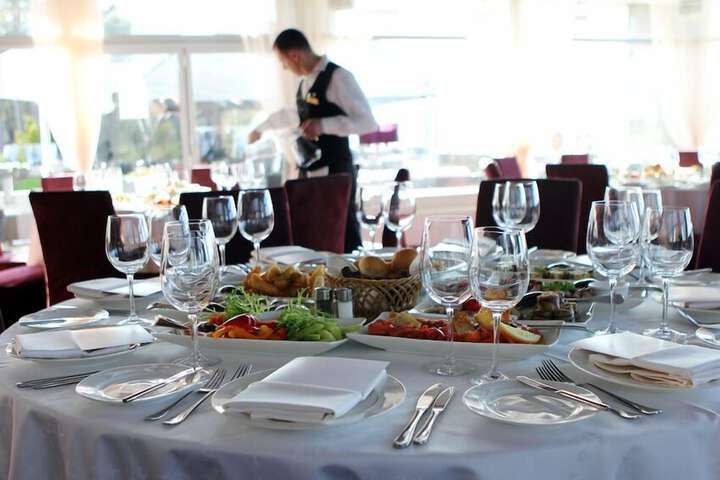 Dining 63 of 92