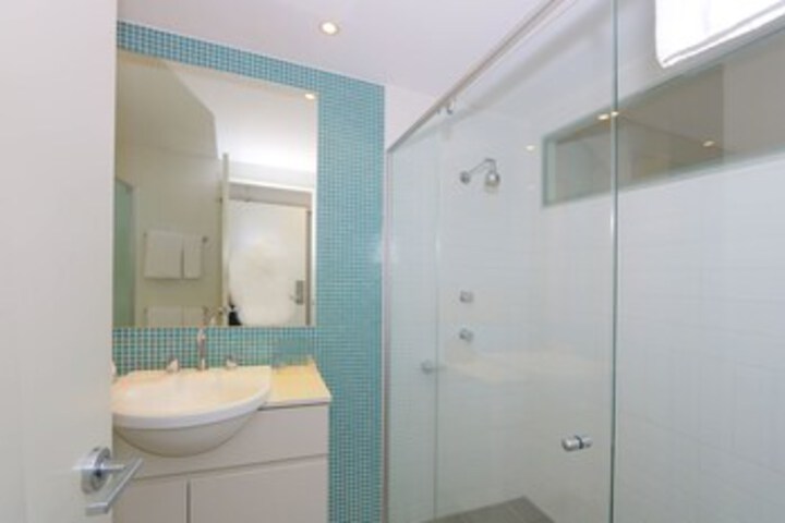 Room 14 of 22