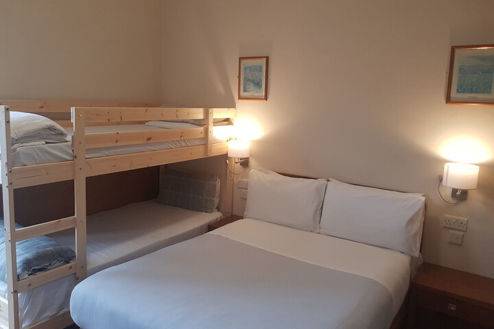 Room 17 of 62