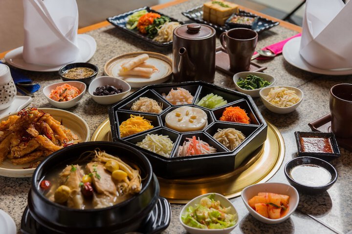 Dining 94 of 133