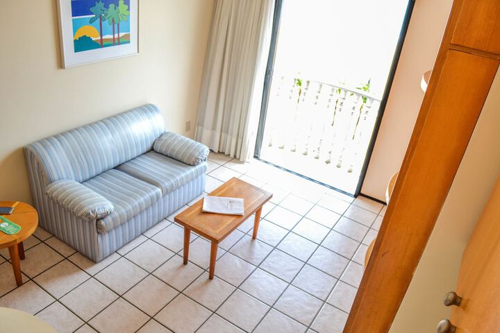 Room 16 of 32