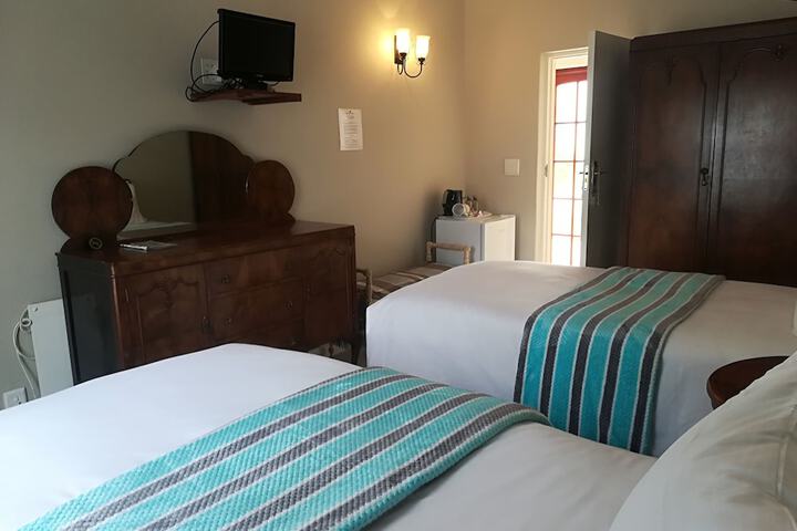 Room 28 of 78