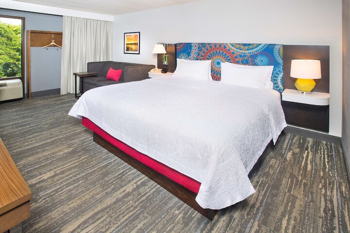 1 King Bed (9 of 19)