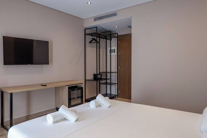 Room 20 of 115