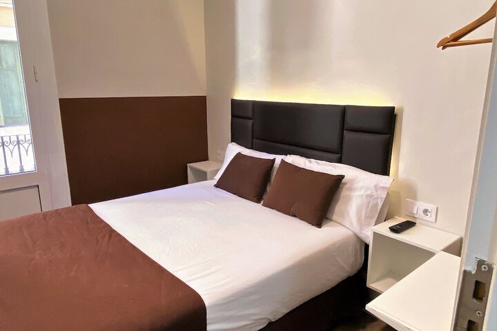 Room 14 of 34