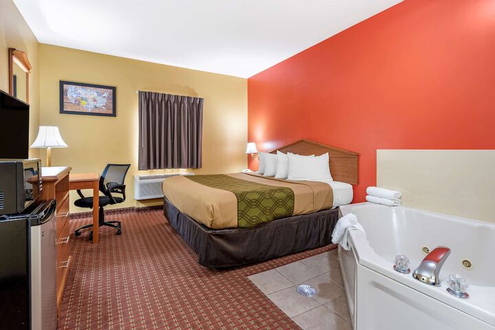 1 King Bed (14 of 22)