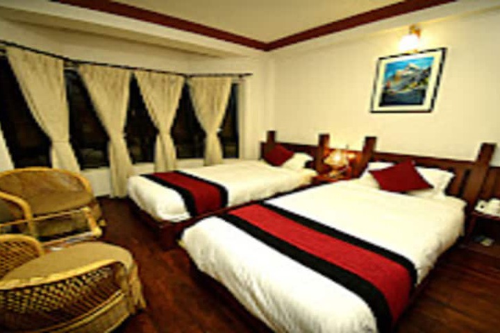 Room 4 of 13