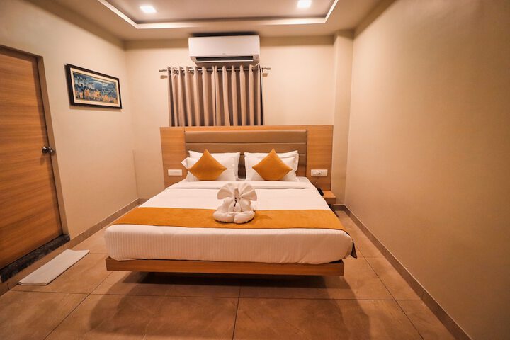Room 8 of 39