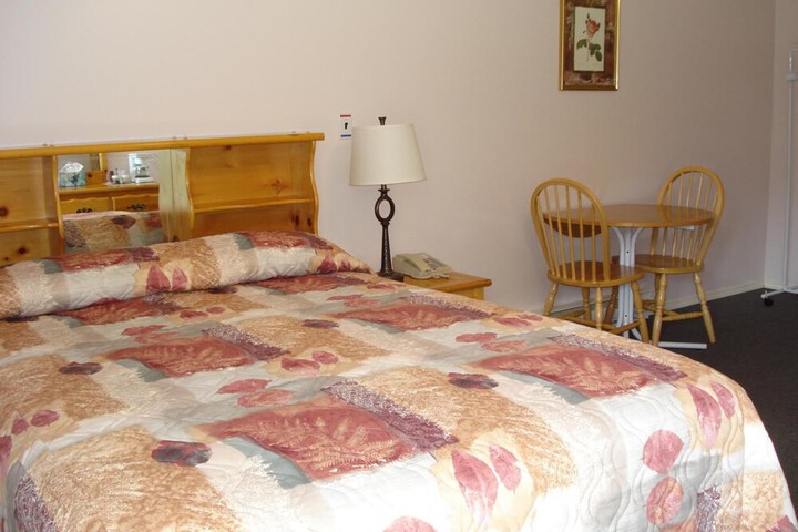 Room 11 of 56