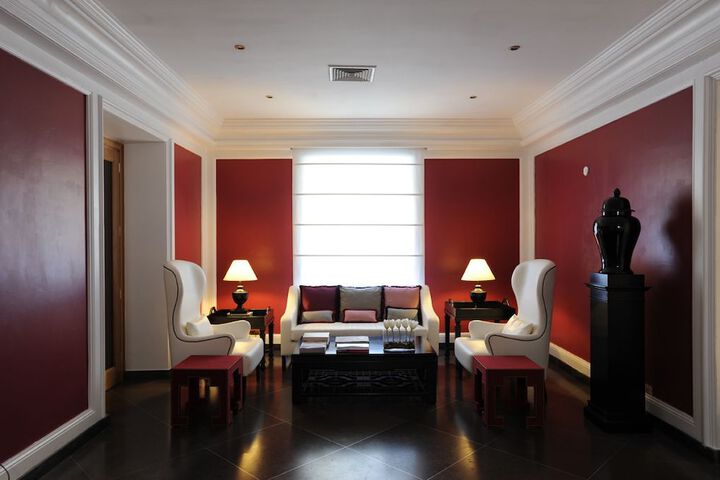 Guest Lobby