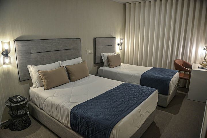 Room 26 of 70