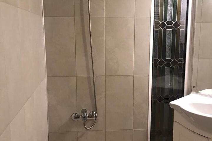 Clean Restrooms