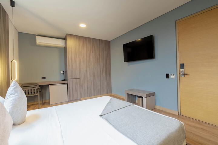 Room 54 of 137