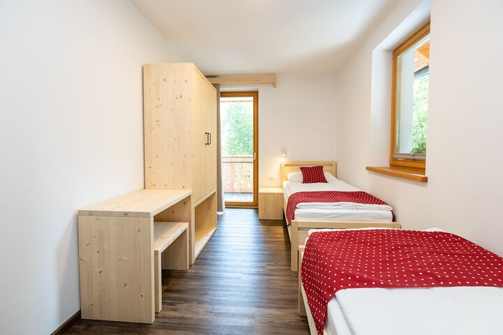 Room 4 of 59
