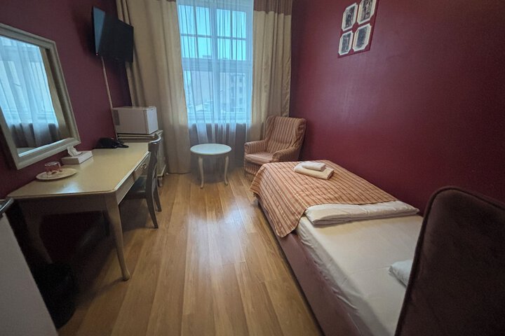 Room 218 of 272