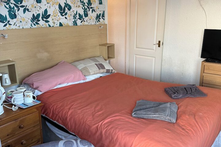 Room 15 of 43
