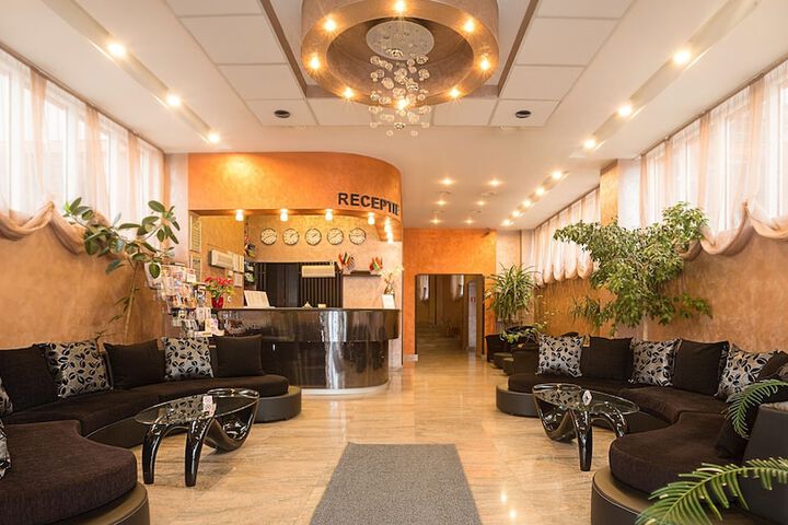 Hotel Lobby