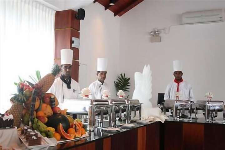 Dining Photos