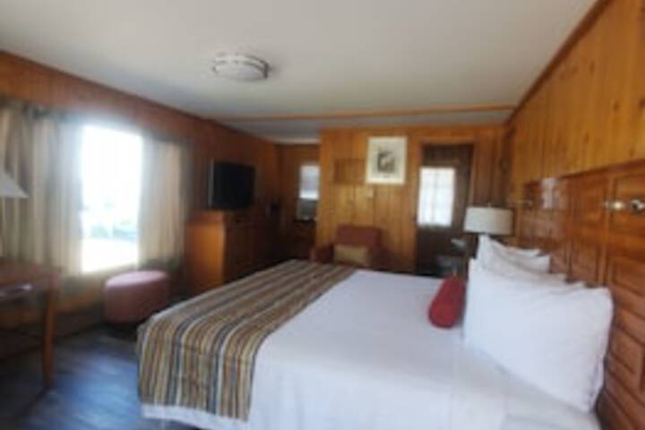 Room 4 of 54