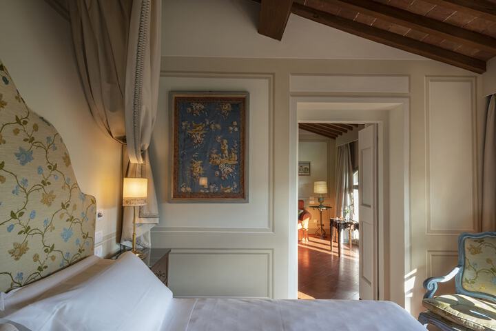 Room 9 of 55