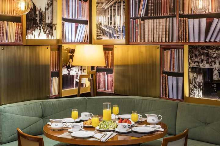 Breakfast/Coffee Service 42 of 54