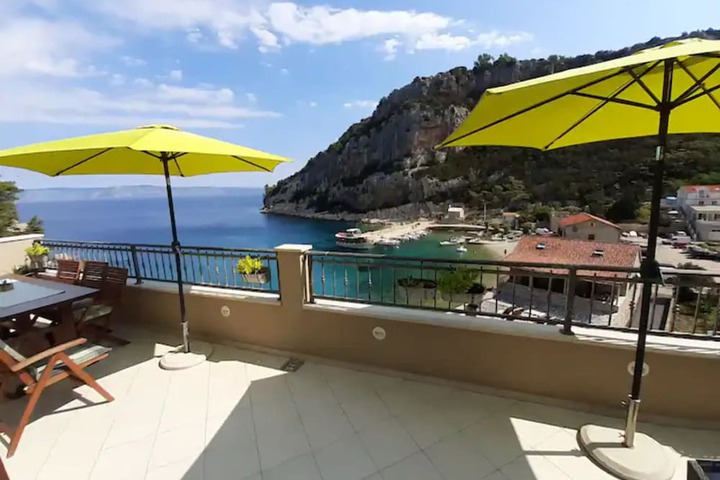 Terrace/Patio 15 of 65