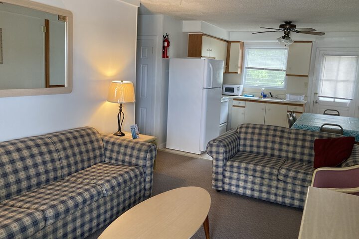 Room 6 of 23