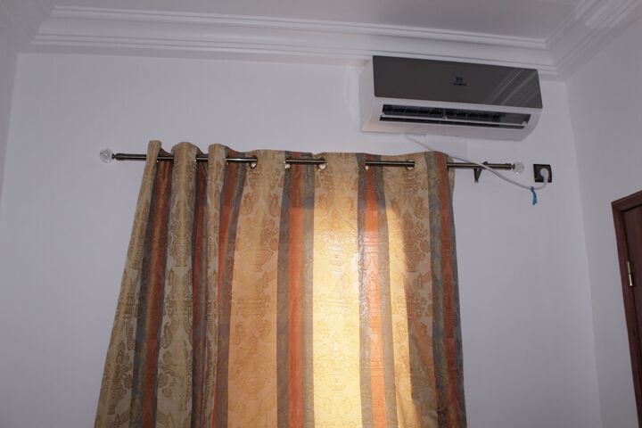 Room 25 of 58