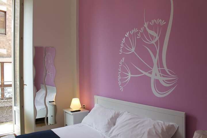 Room 18 of 22
