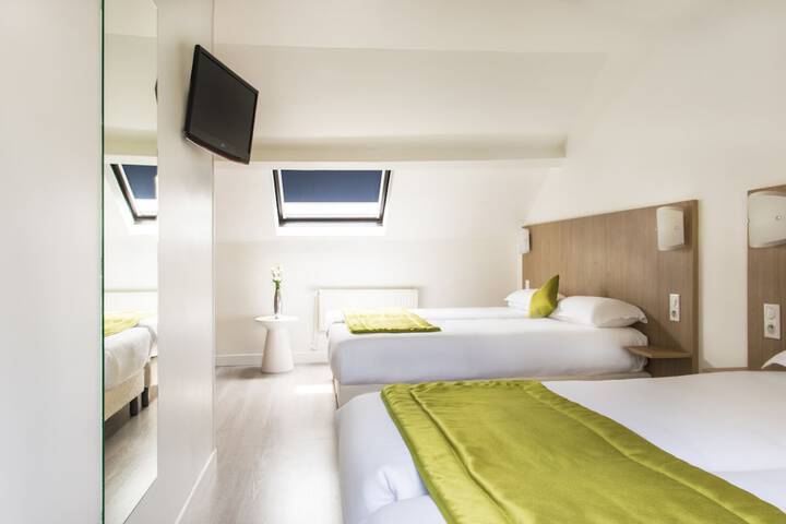 Room 5 of 29