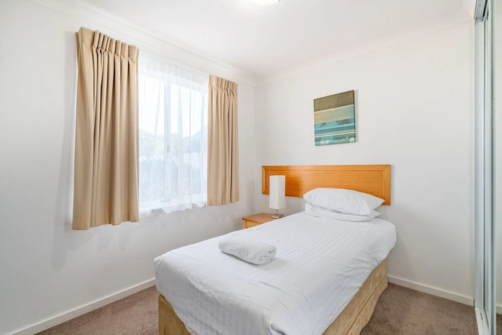 Room 3 of 15