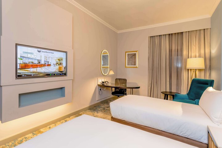 Room 19 of 62