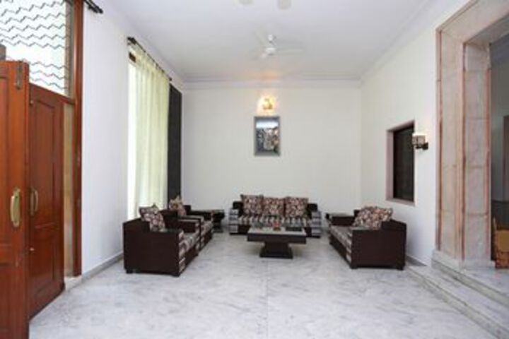Hotel Interior 20 of 30