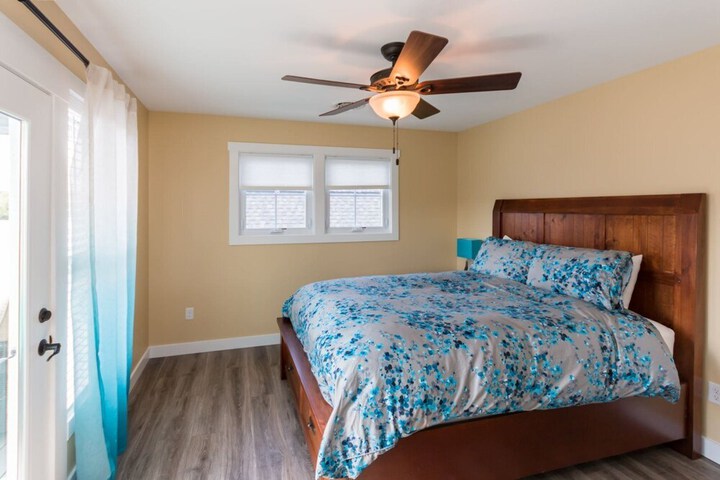 Room 2 of 31