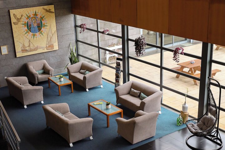 Guest Lobby