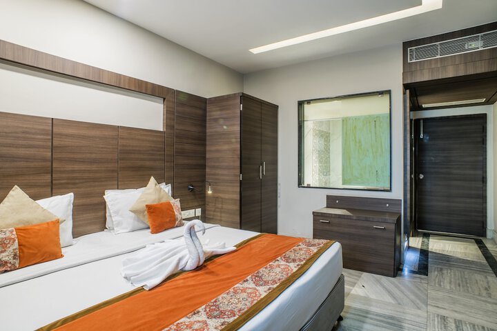 Room 15 of 55