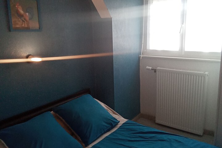 Room 6 of 33